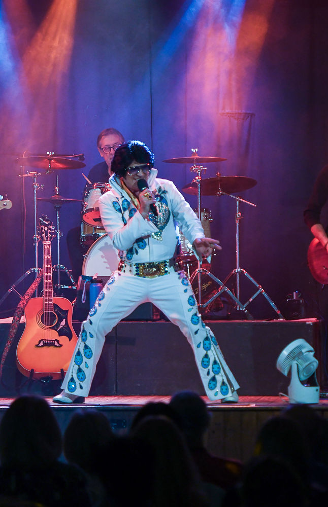 Elvis Tribute Artist & Entertainer - Andy A Memphis