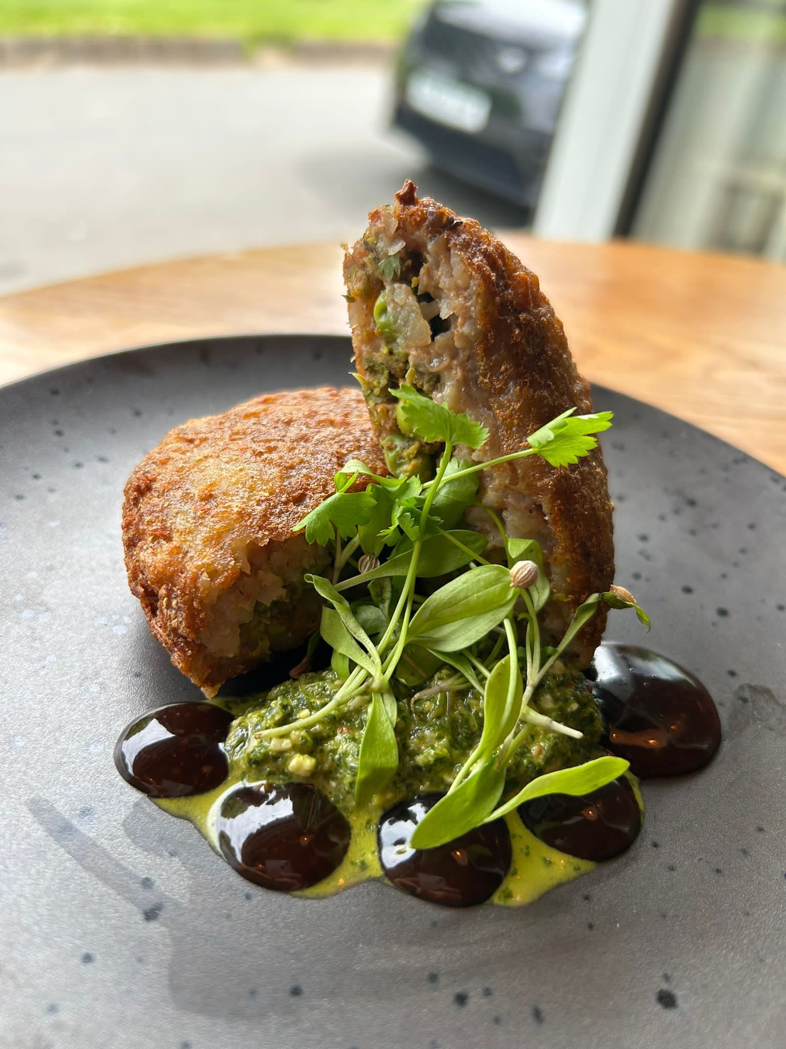 Curated Culinary Moments: Personalised Plates for Exceptional Events