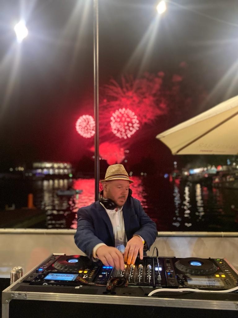 Superstar DJ Who'll Give Your Event That Festival Vibe