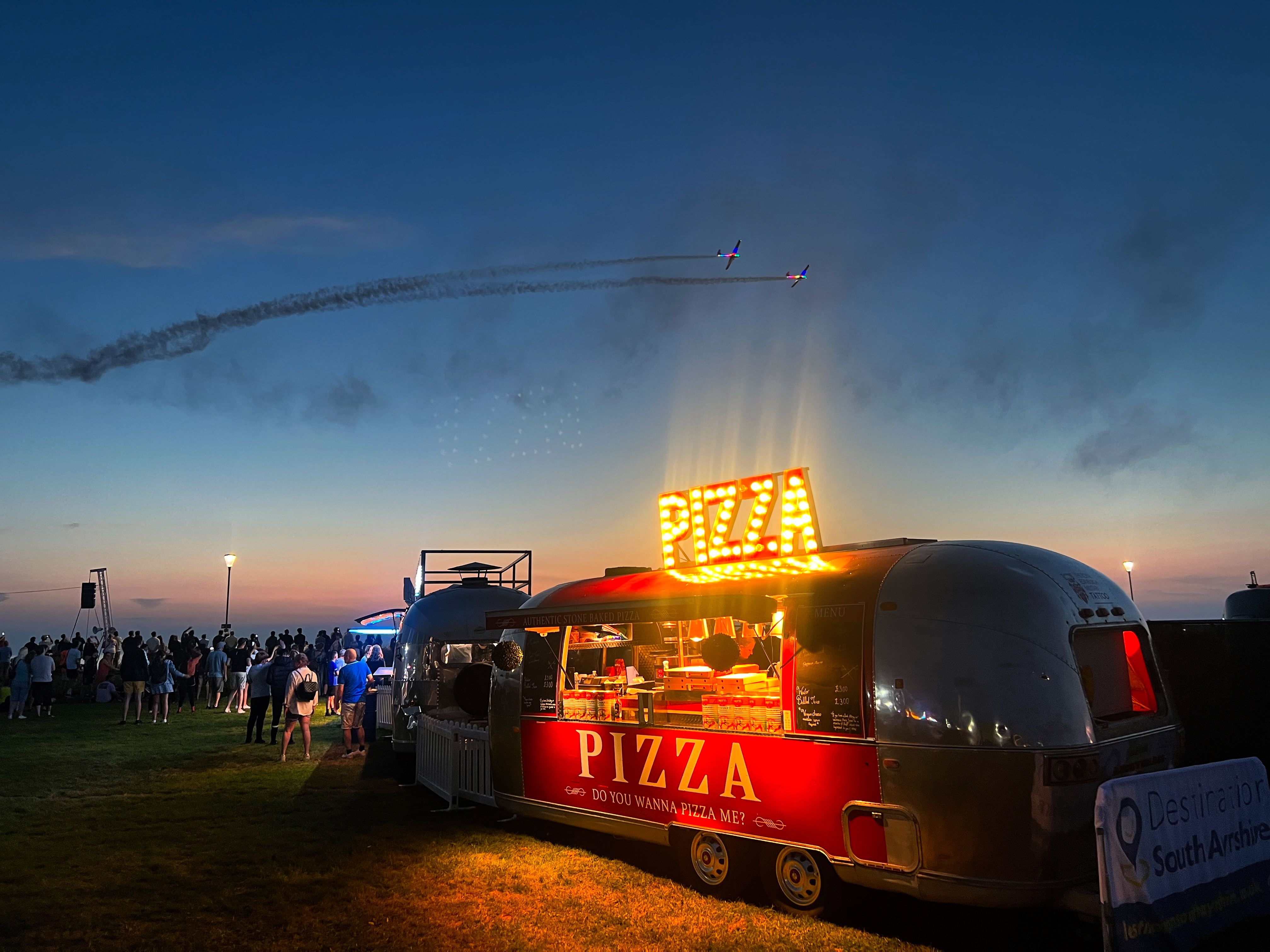 Vintage Airstream Serving Stonebaked Pizza