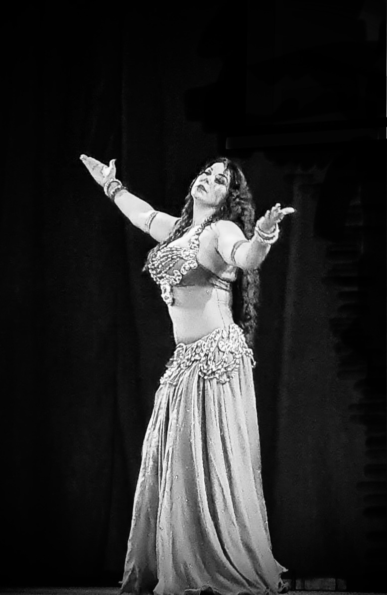 Safka Authentic Professional Belly Dancer