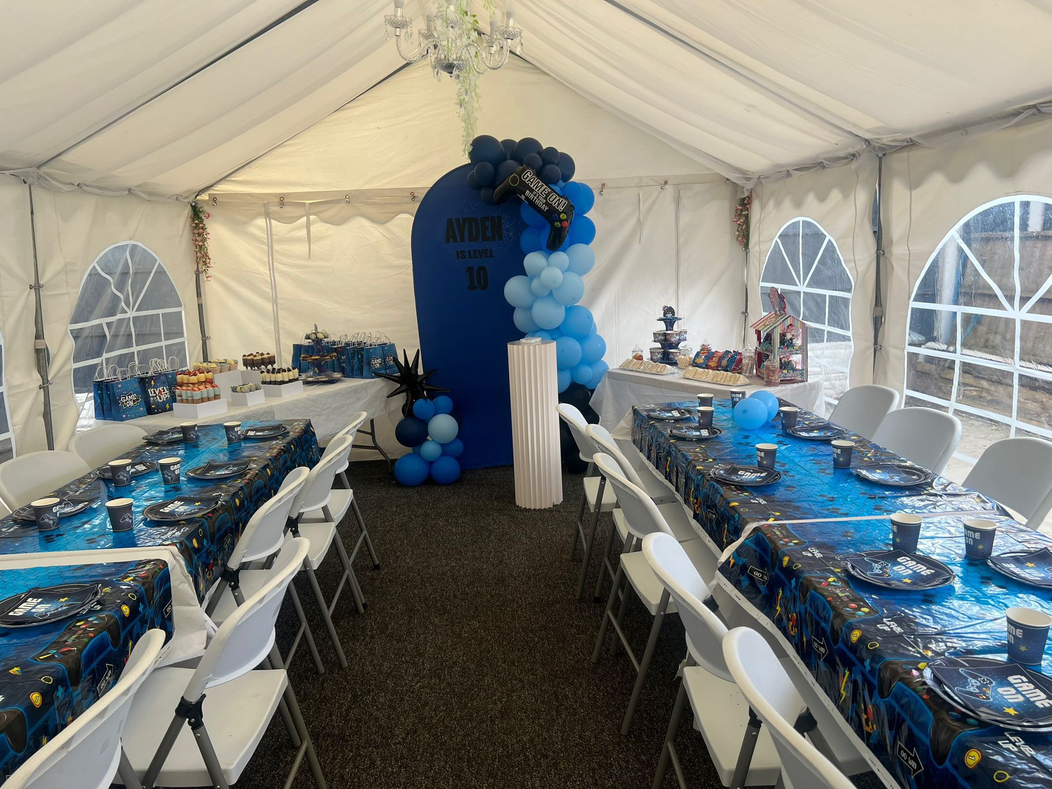 6m x 4m Luxury Marquee - Fully Draped, Furnished with Heating