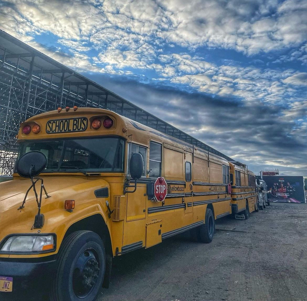 Yellow Bus Serving Genuine New York-Style Pizza