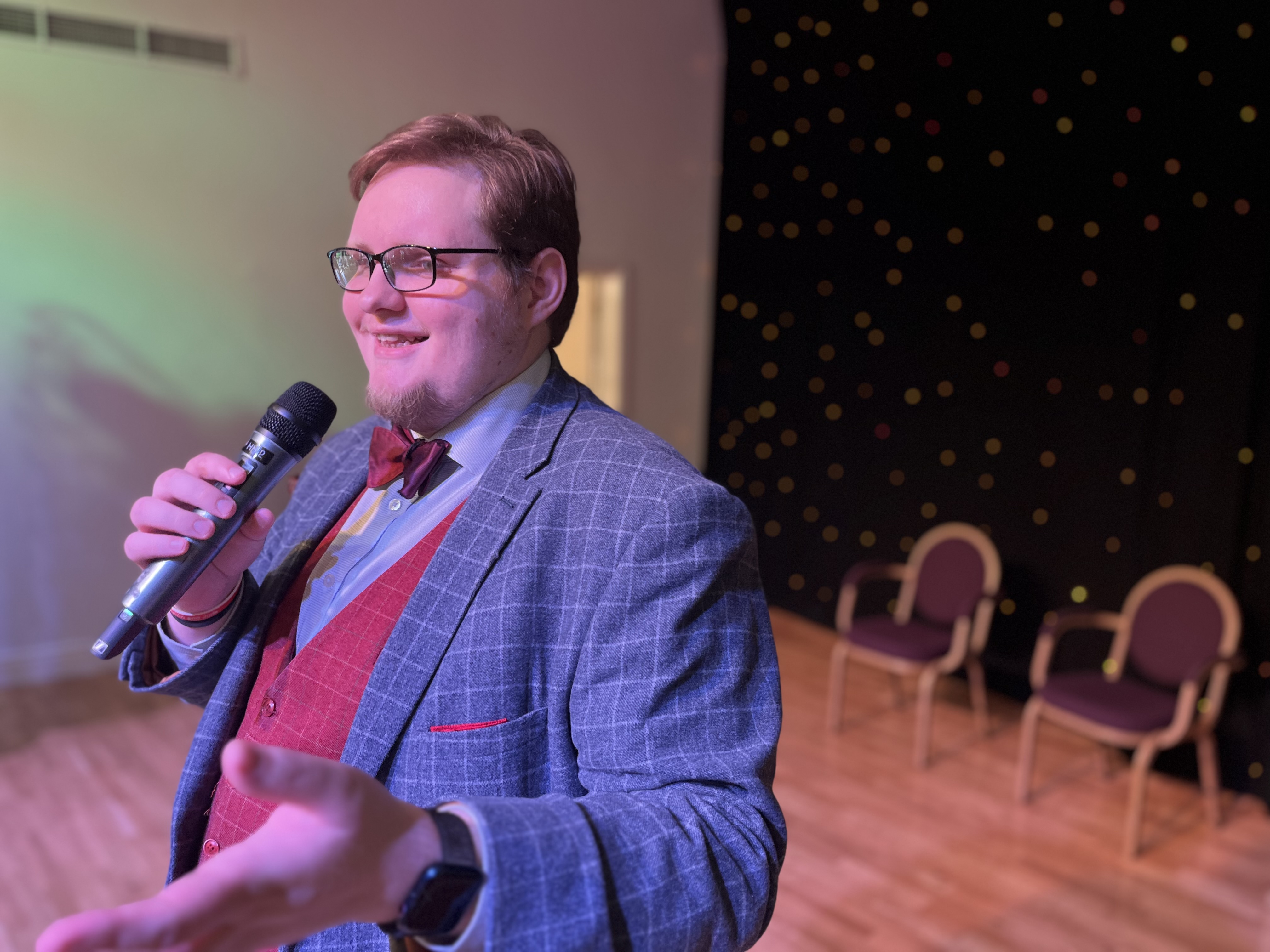 Comedy Mentalism Show Brings Clever Mind-Reading & Mysterious Psychology