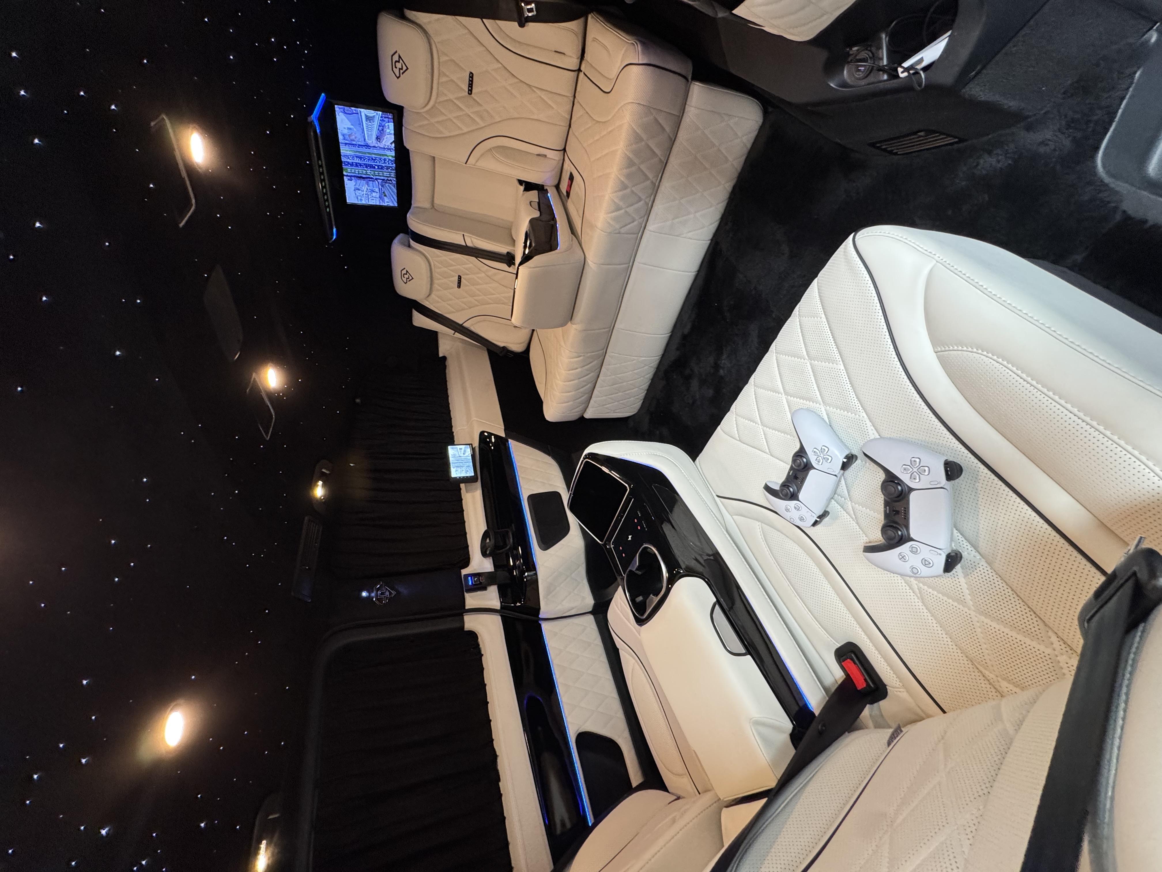 6-Seater Mercedes Benz Party Bus