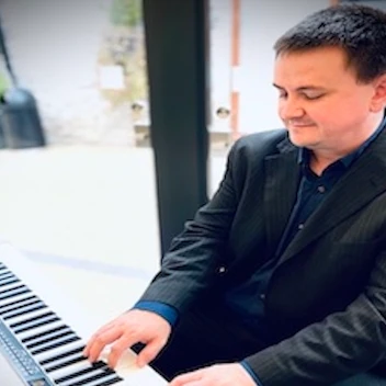 Dan Phelps - pianist