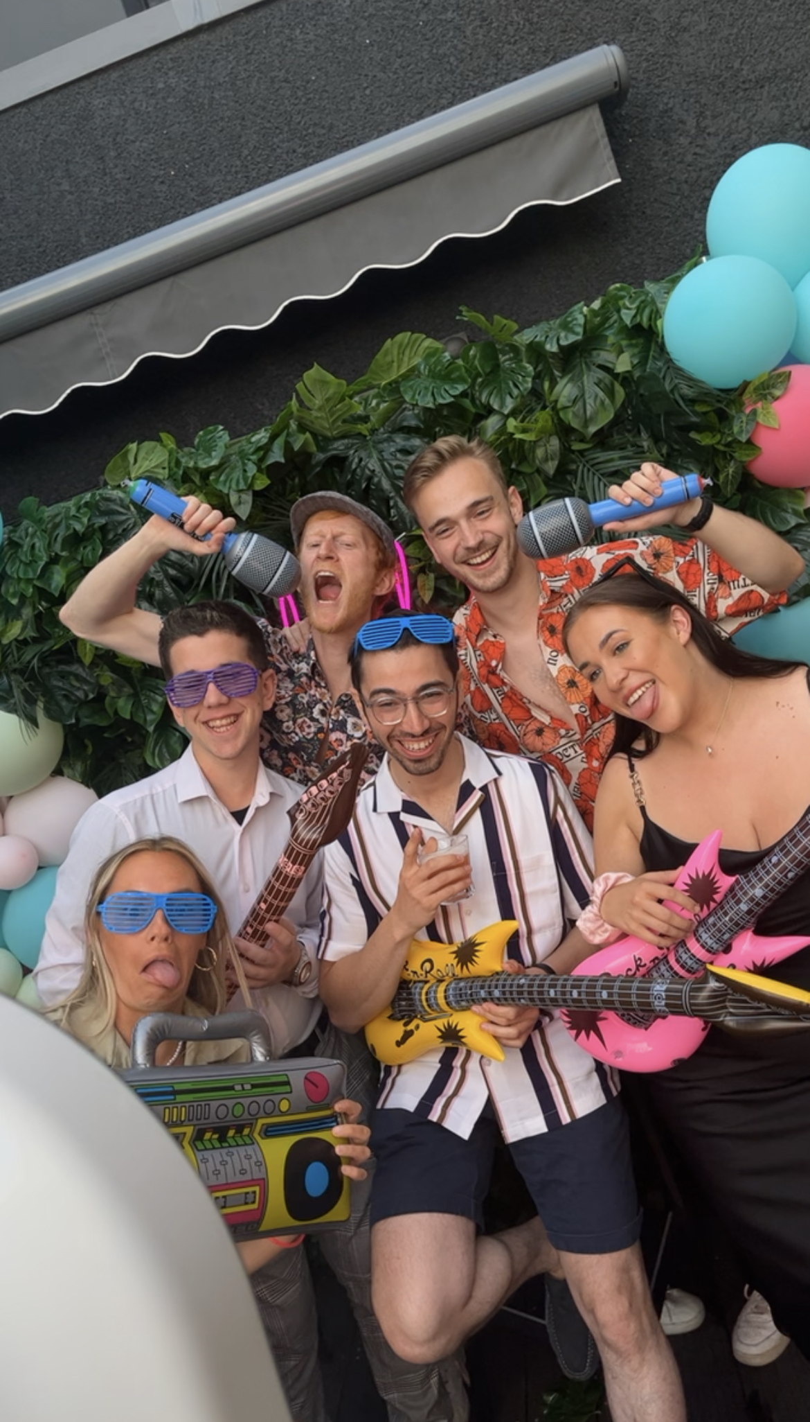 Open-Air Photo Booth with Custom Photos, Boomerangs & GIFs and Videos