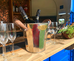 All-Inclusive Drinks Served from Beautifully Converted Horse Box