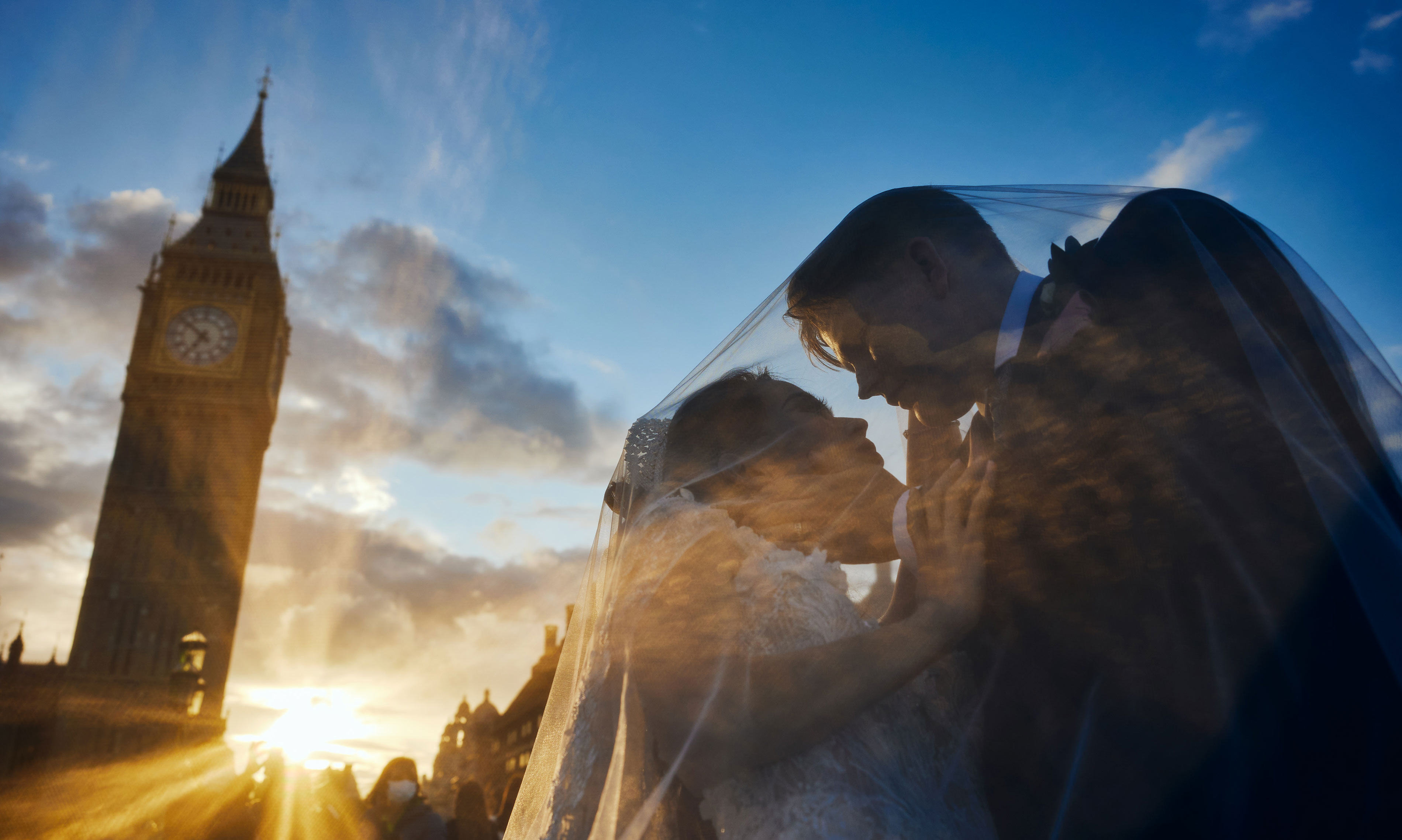 Candid & Elegant Style Wedding Photography