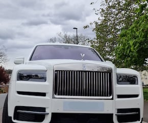 White Rolls Royce Cullinan