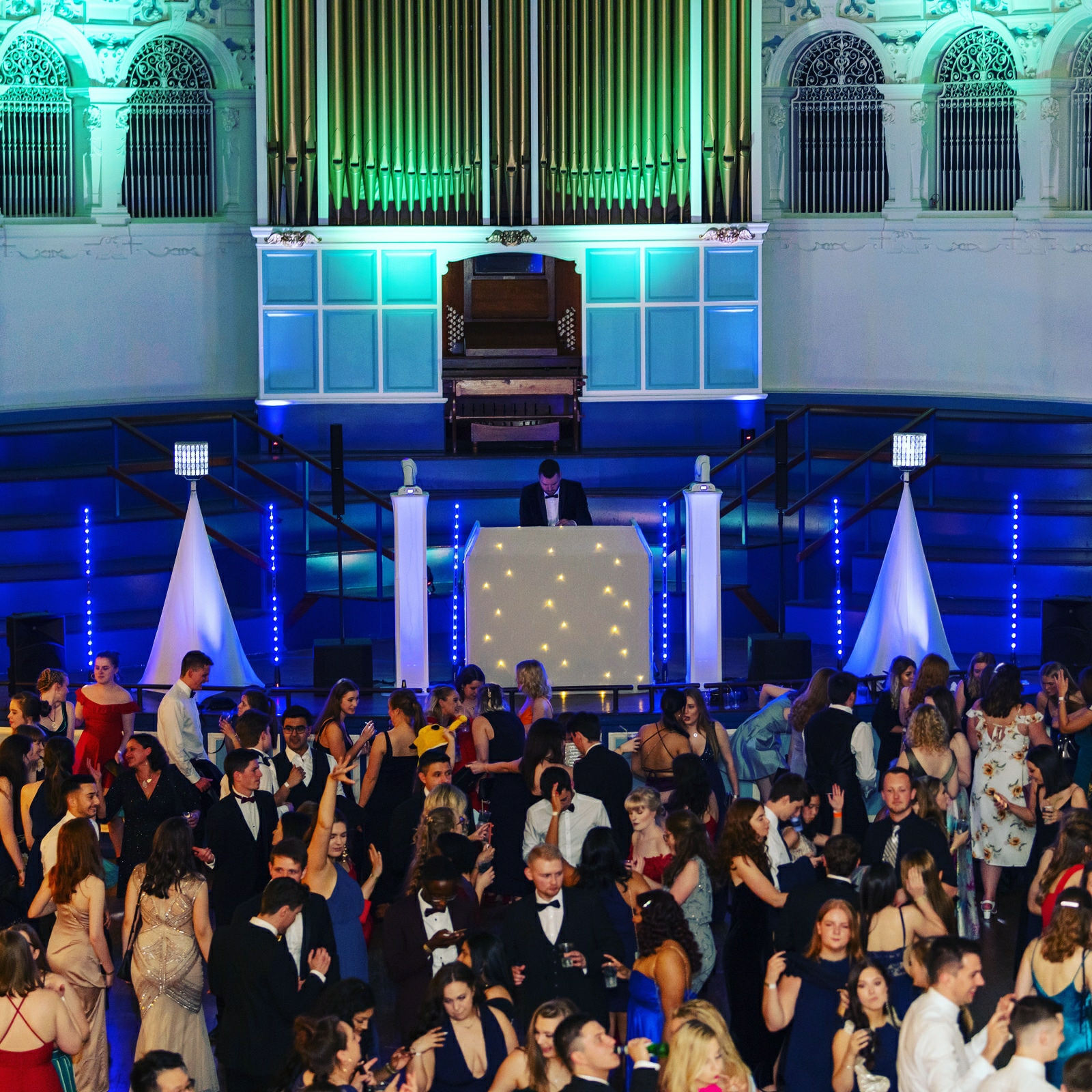 Premium London DJ Play Any Music Genre or Style