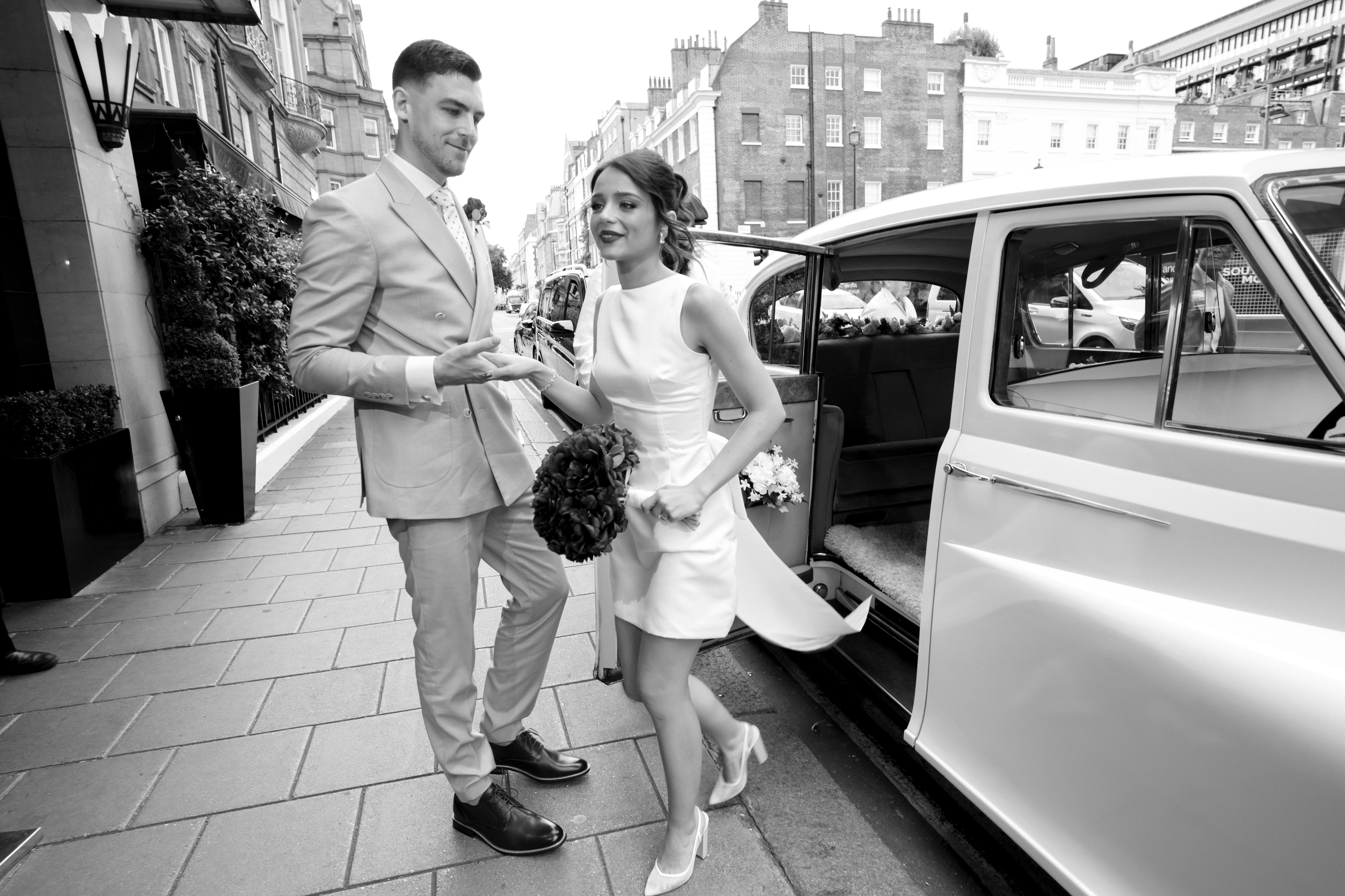 Capturing & Telling Your Wedding Story