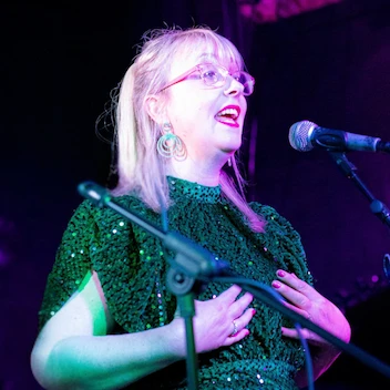 Sara Soprano Singer