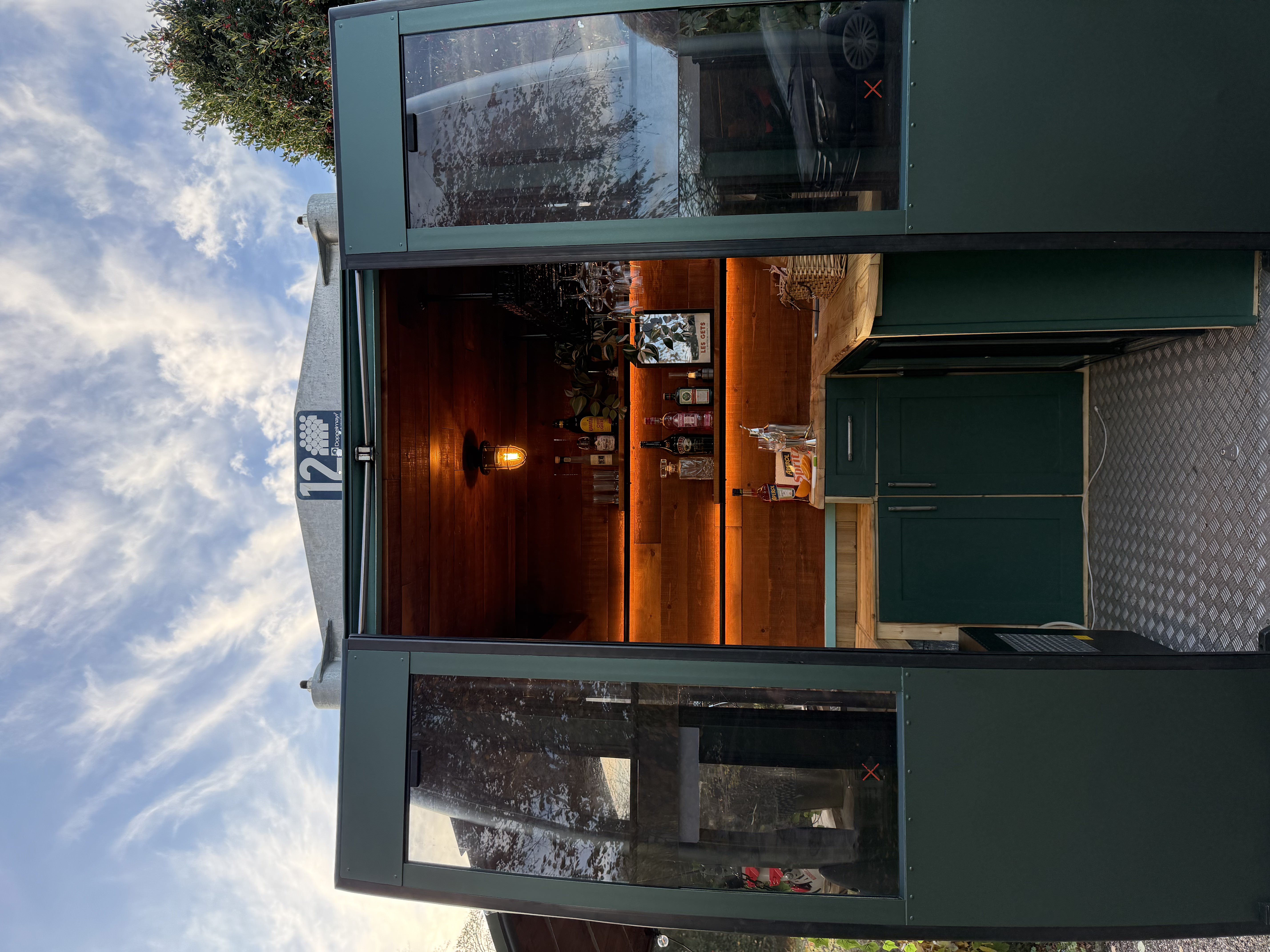 Luxury Alpine Après-Ski Mobile Bar Experience For Any Occasion