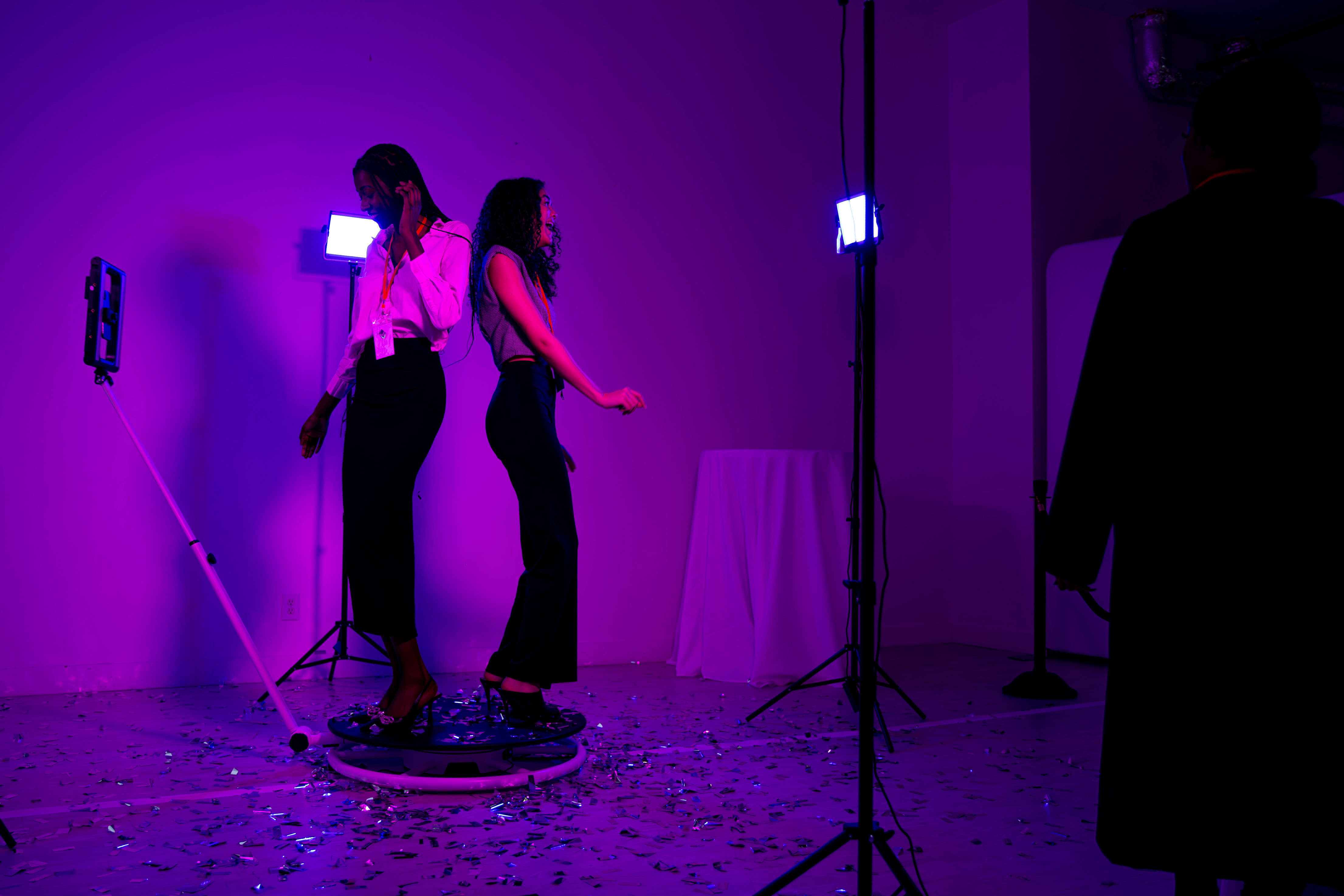 Experience Our Luxe Celestial 360 Booth