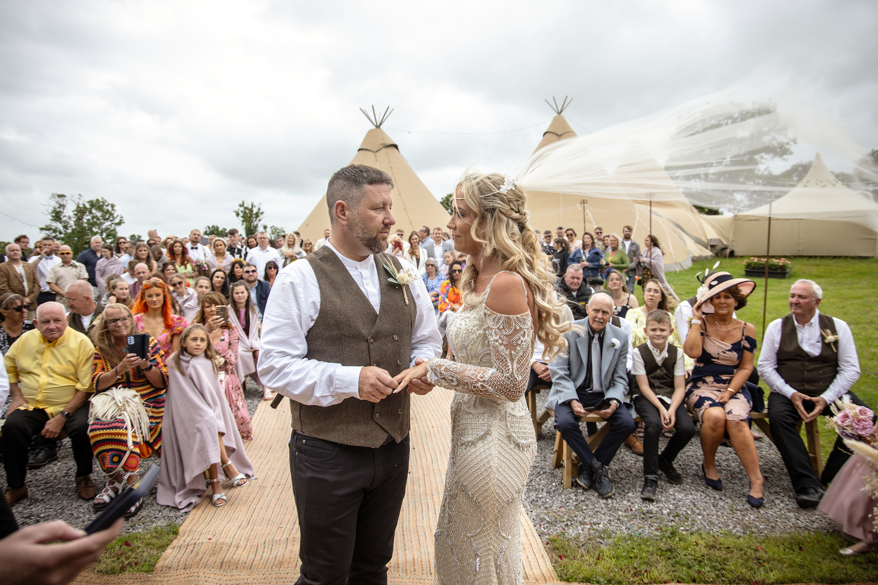 Wedding Photographer To Document Your Wonderful Moments