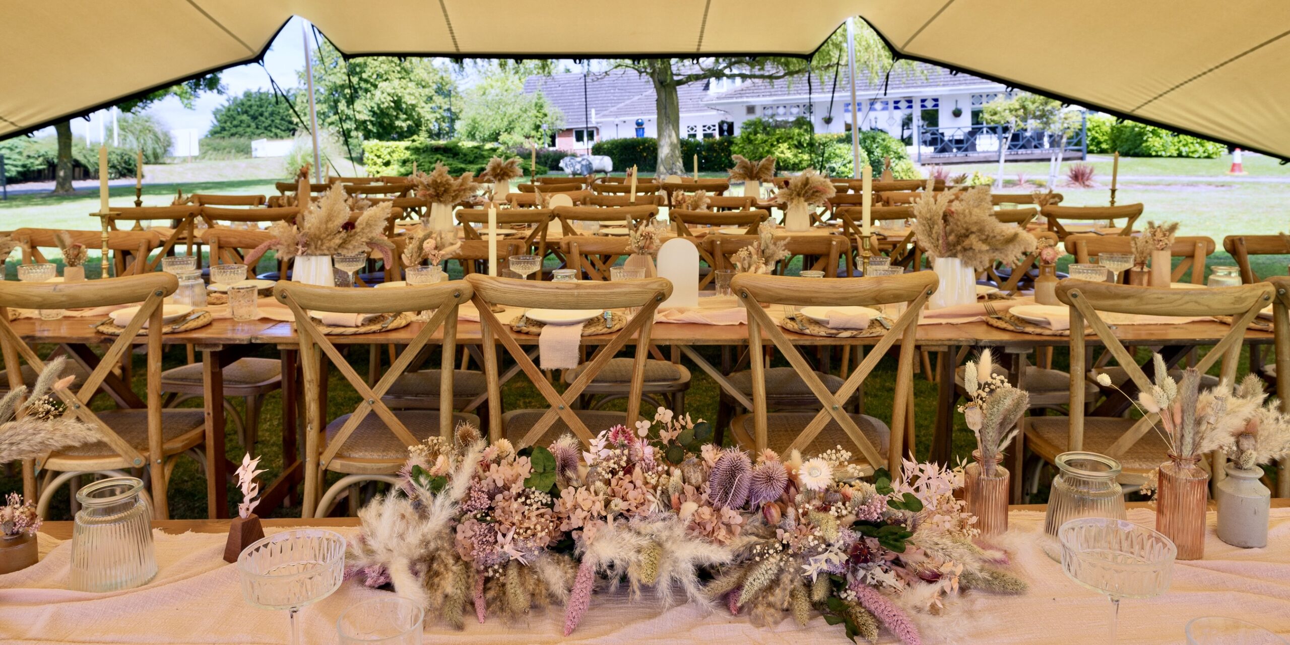 10m x 15m Stretch Marquee For Up To 150 Guests