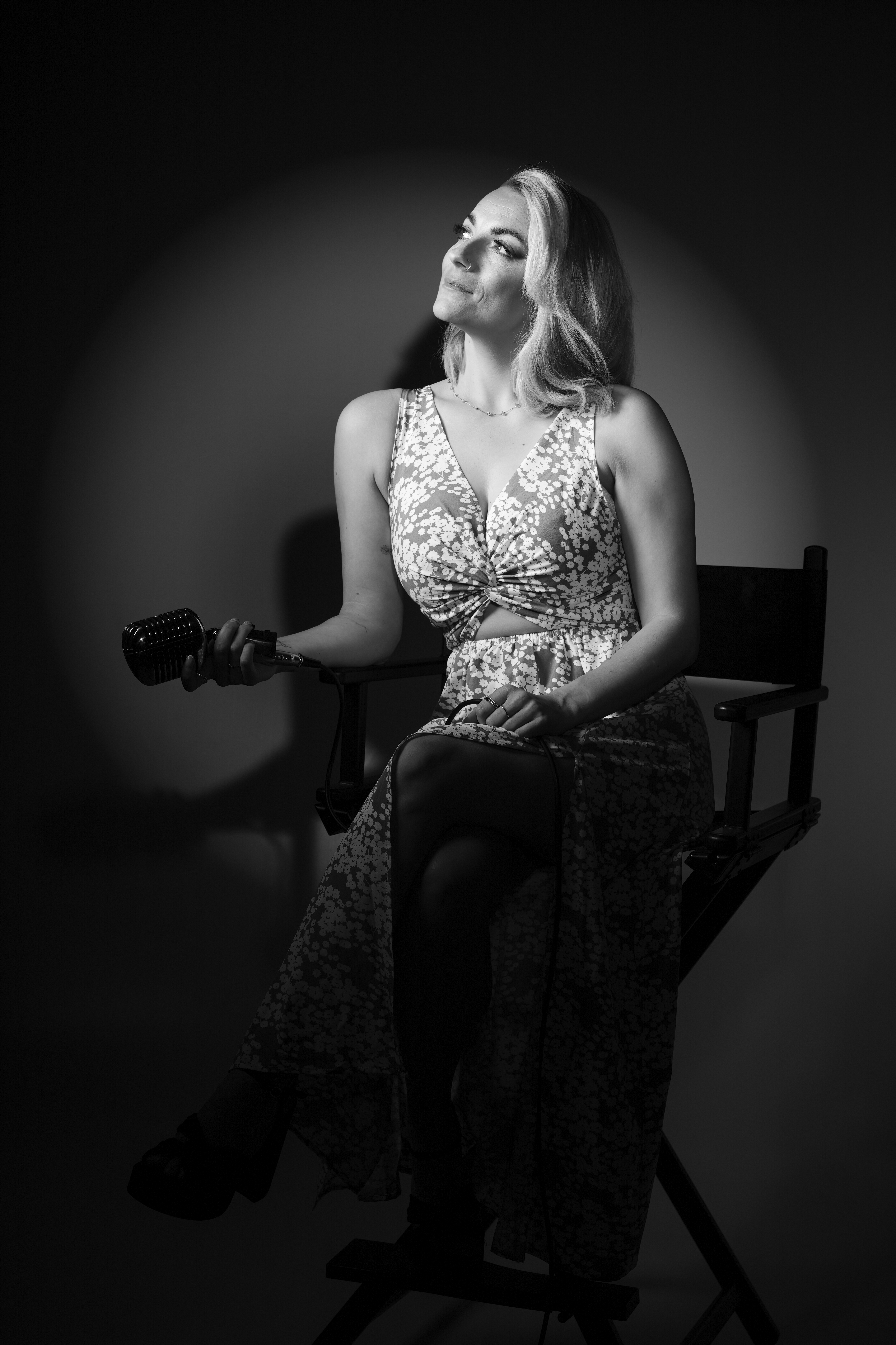 Roseanna Auckland: Vibrant Vocals from the 60s to Modern