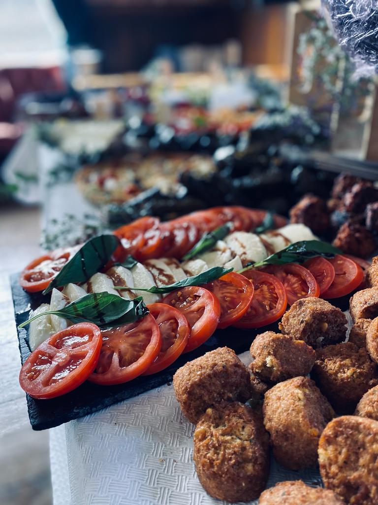 High-Quality & Visually Stunning Grazing Table Extravaganza