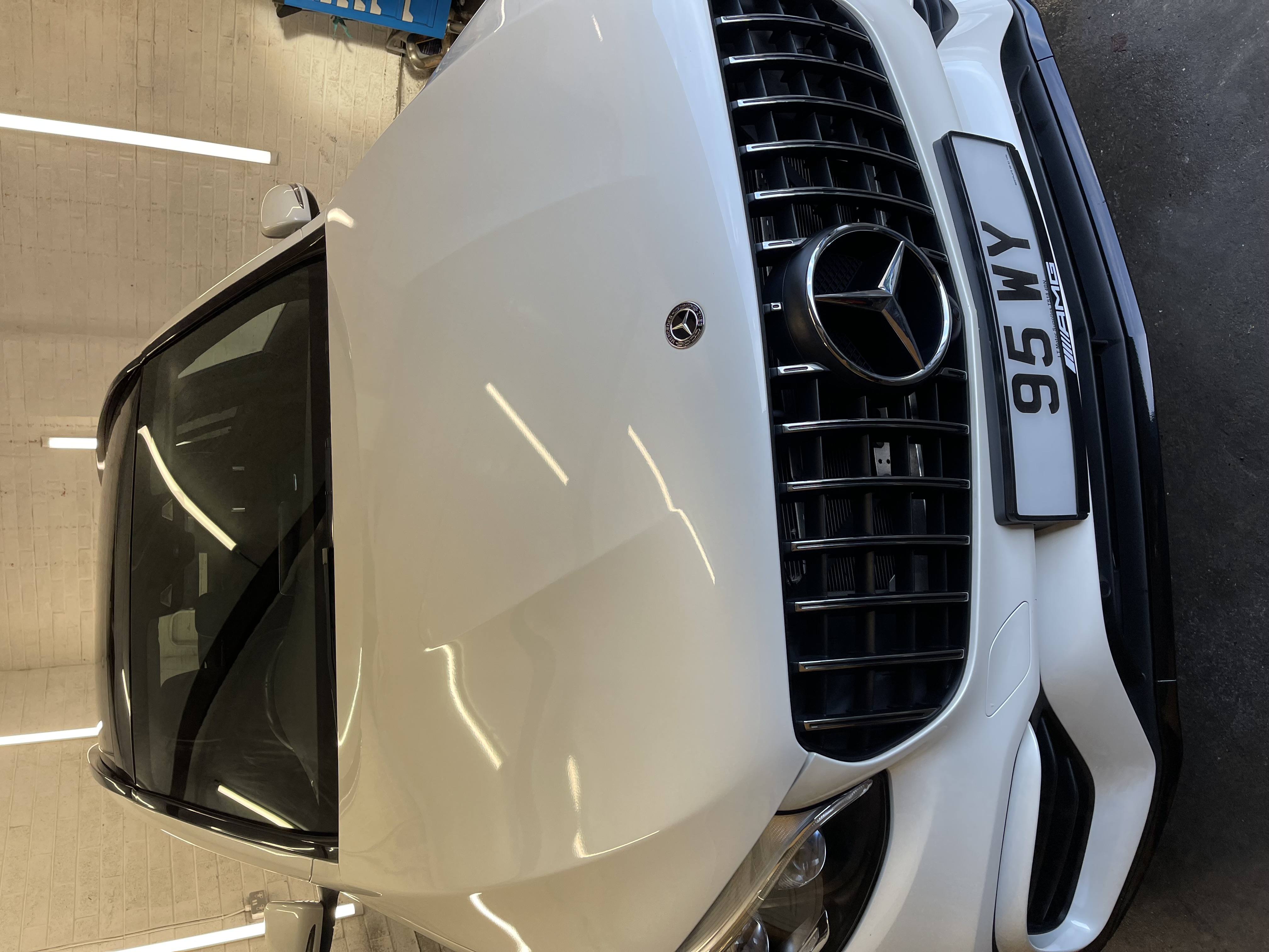 White GLC 63 V8 for an Unforgettable Arrival