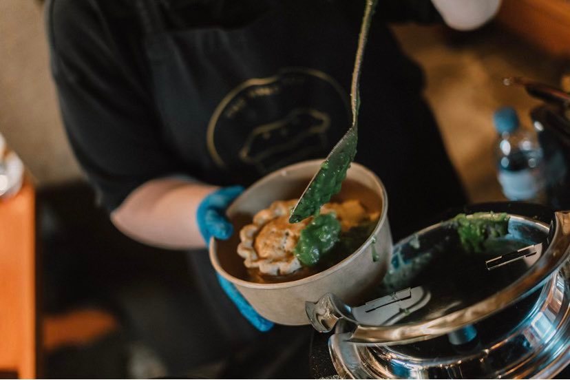  Handmade Pie Mash With Peas & Gravy "Amazing food Makes an Amazing Event"