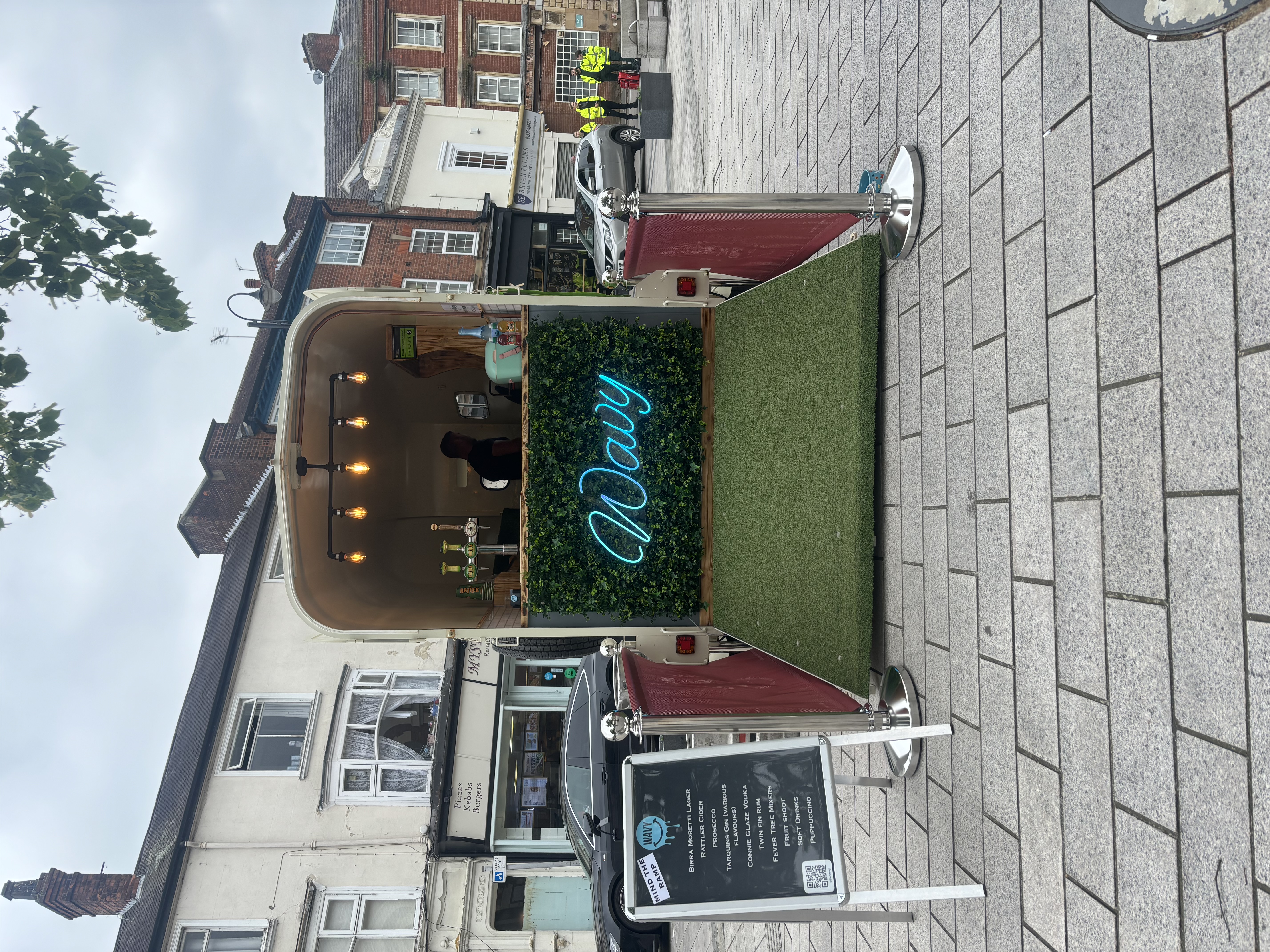 Horsebox Bar Tailored To Any Event