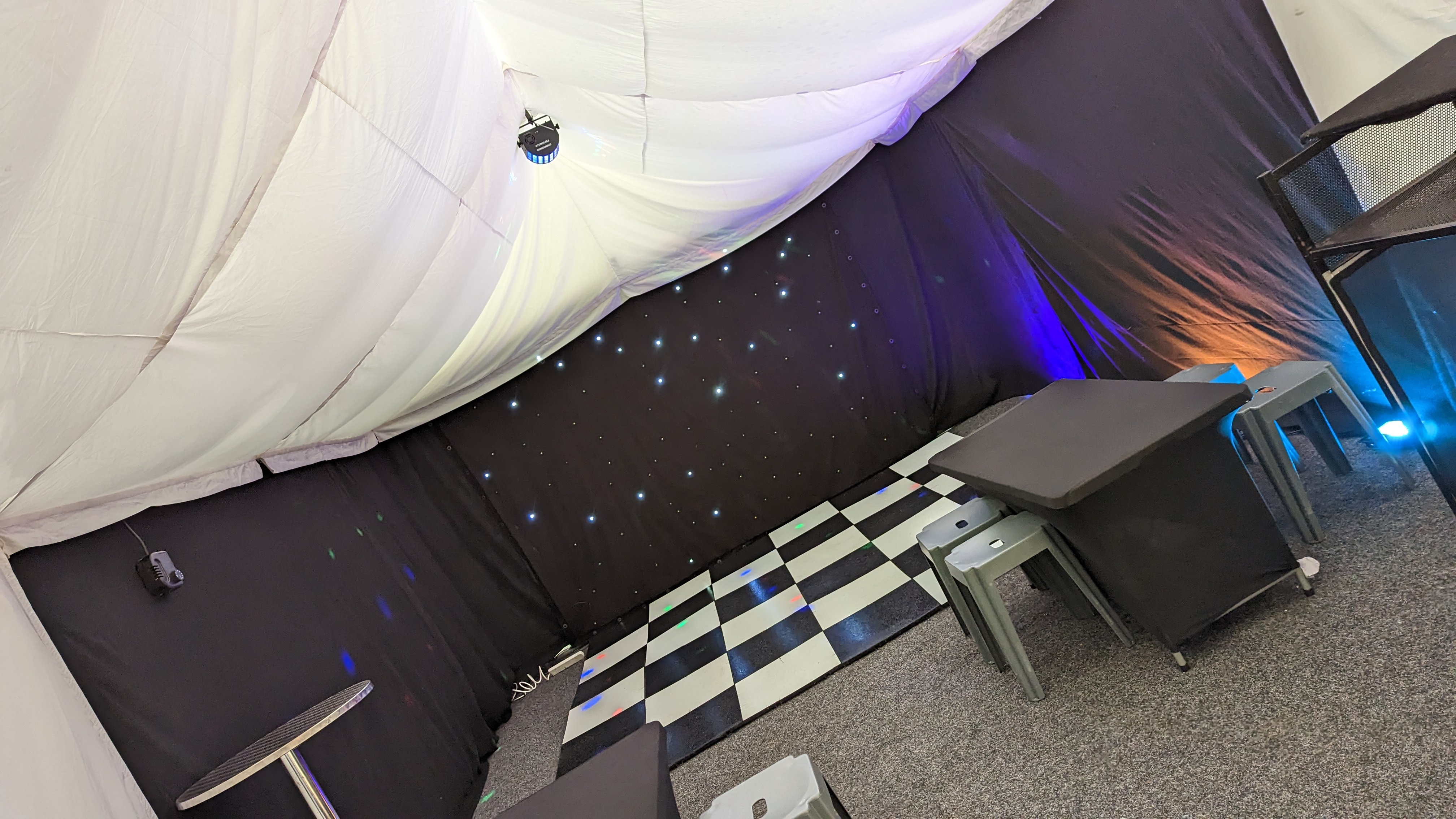 4m x 6m Nightclub on the Lawn Party Tent