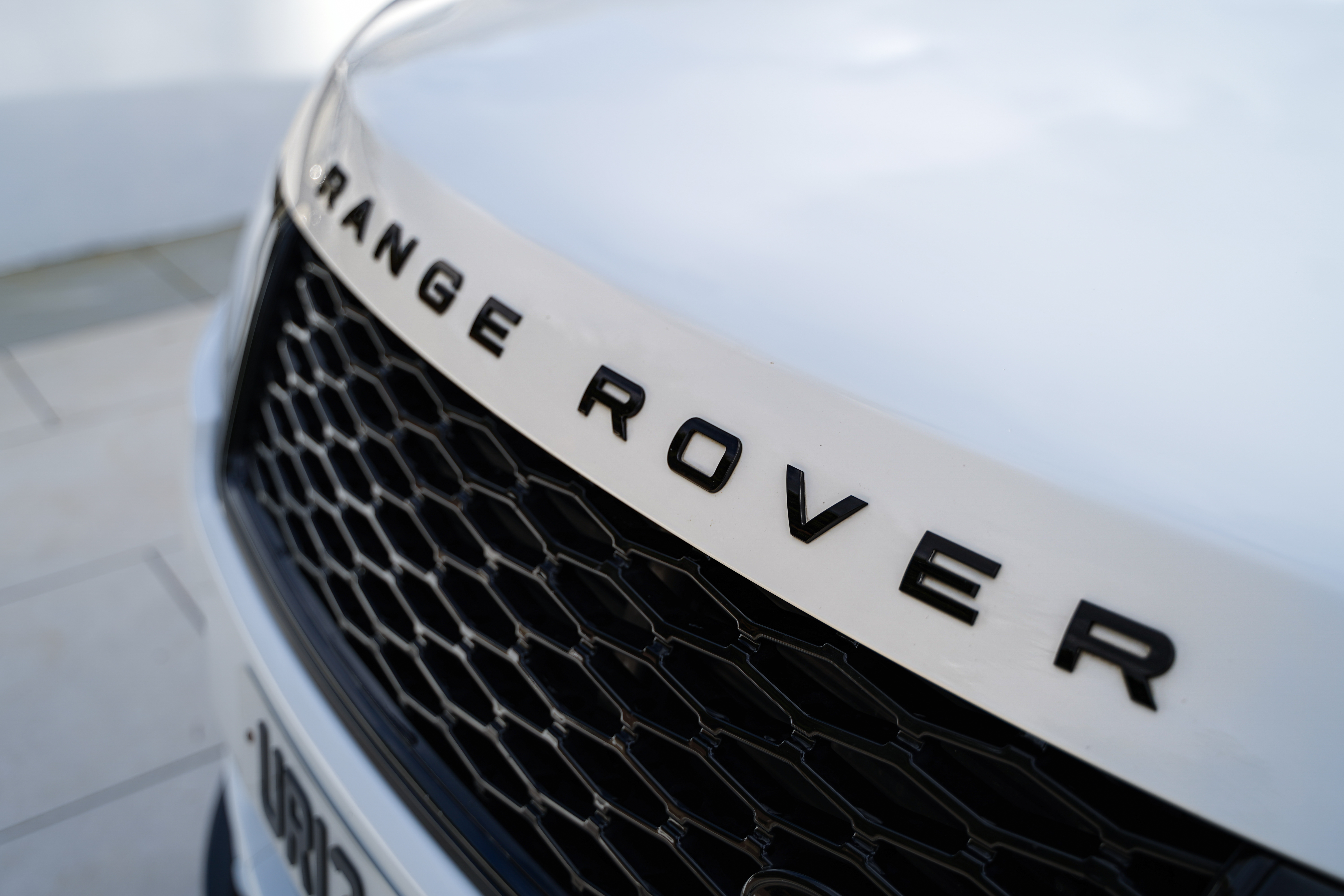 Range Rover Autobiography LWB White