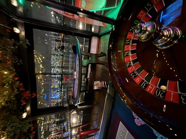 Roulette & Blackjack Combo For A True Casino Experience