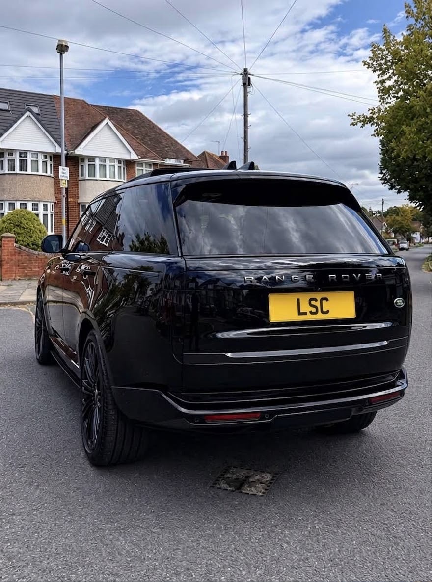 Luxury Range Rover Vogue Autobiography