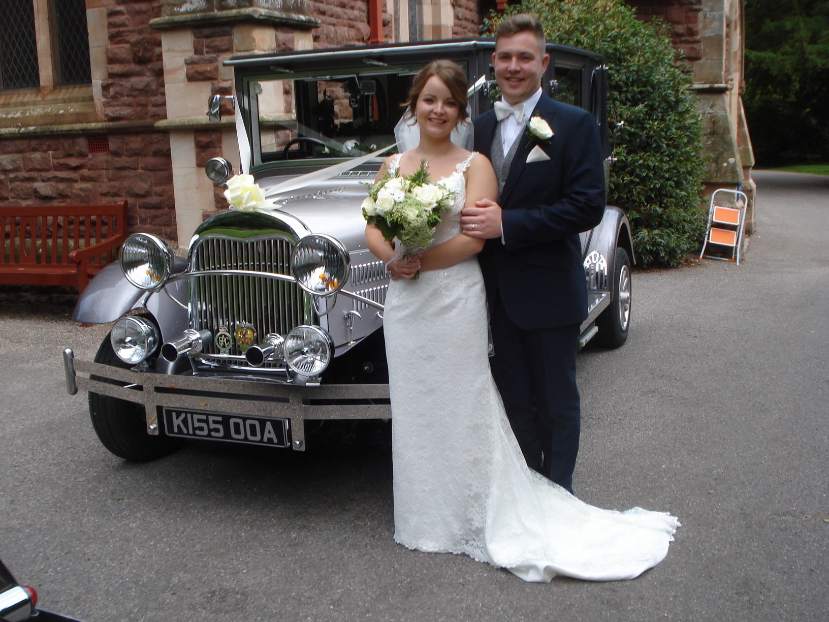 Vintage-Style Imperial Wedding Car