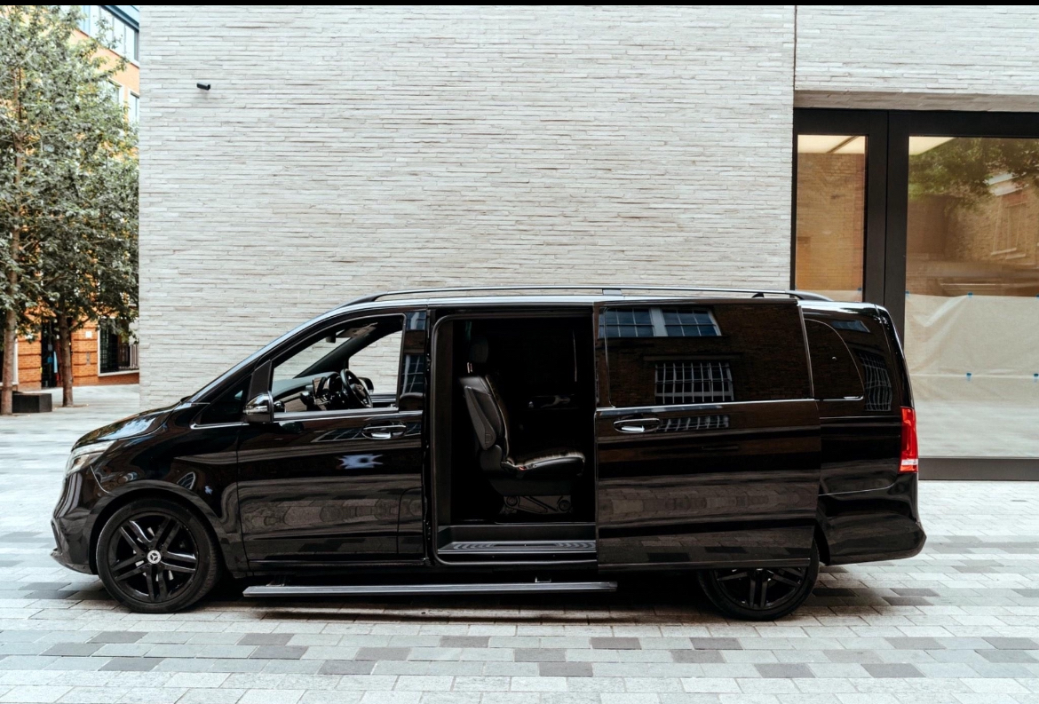 Mercedes V Class AC13