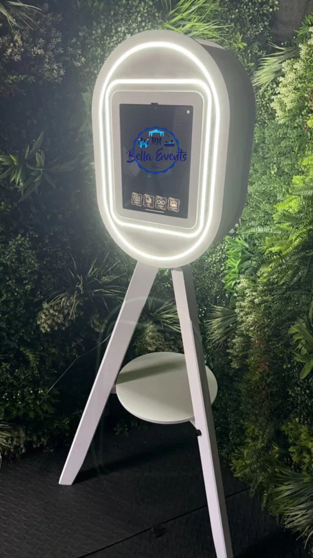 Step Into the Spotlight with Photopod – Where Every Snap Becomes a Story!