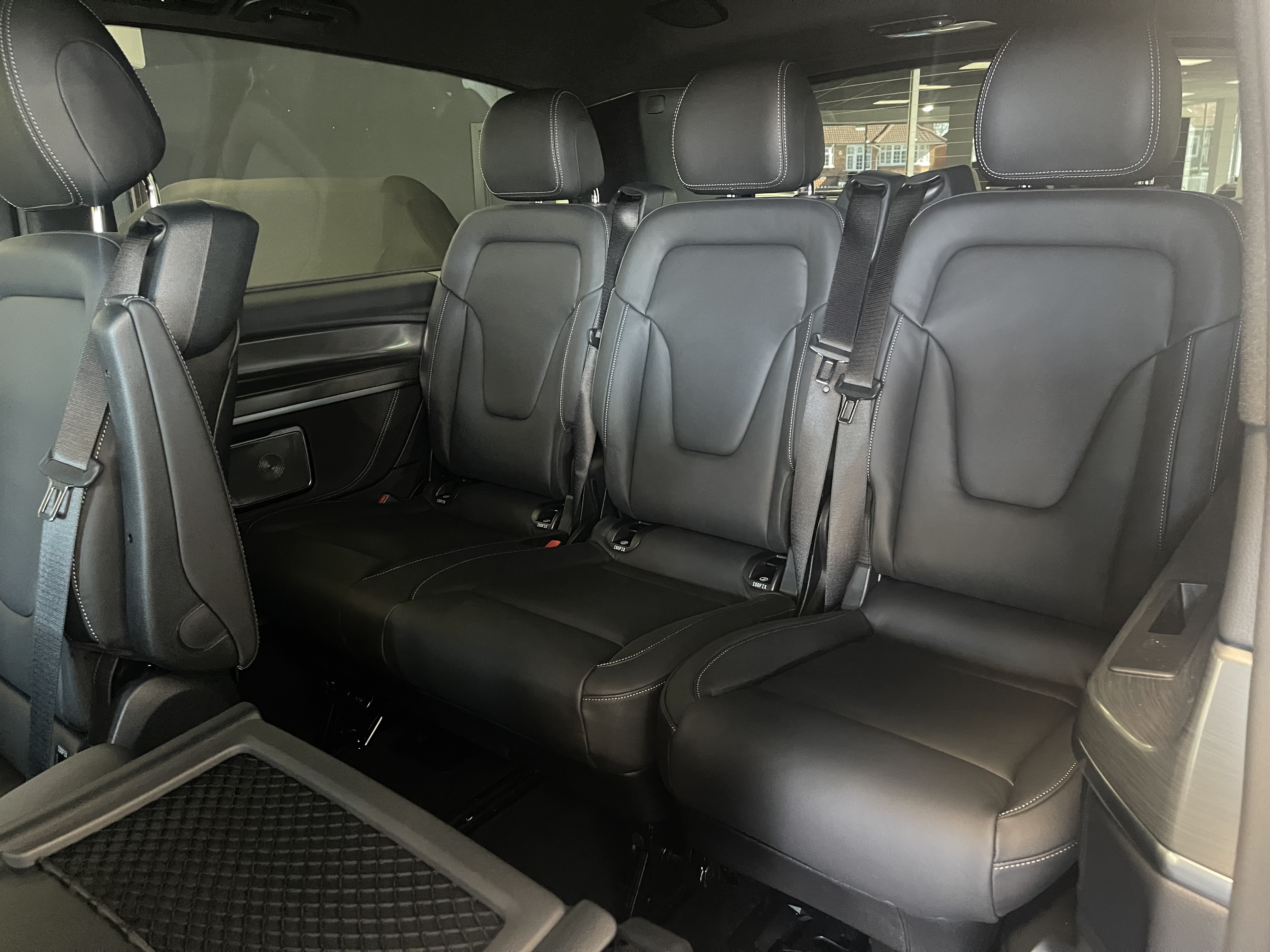 Luxury Mercedes V Class MPV