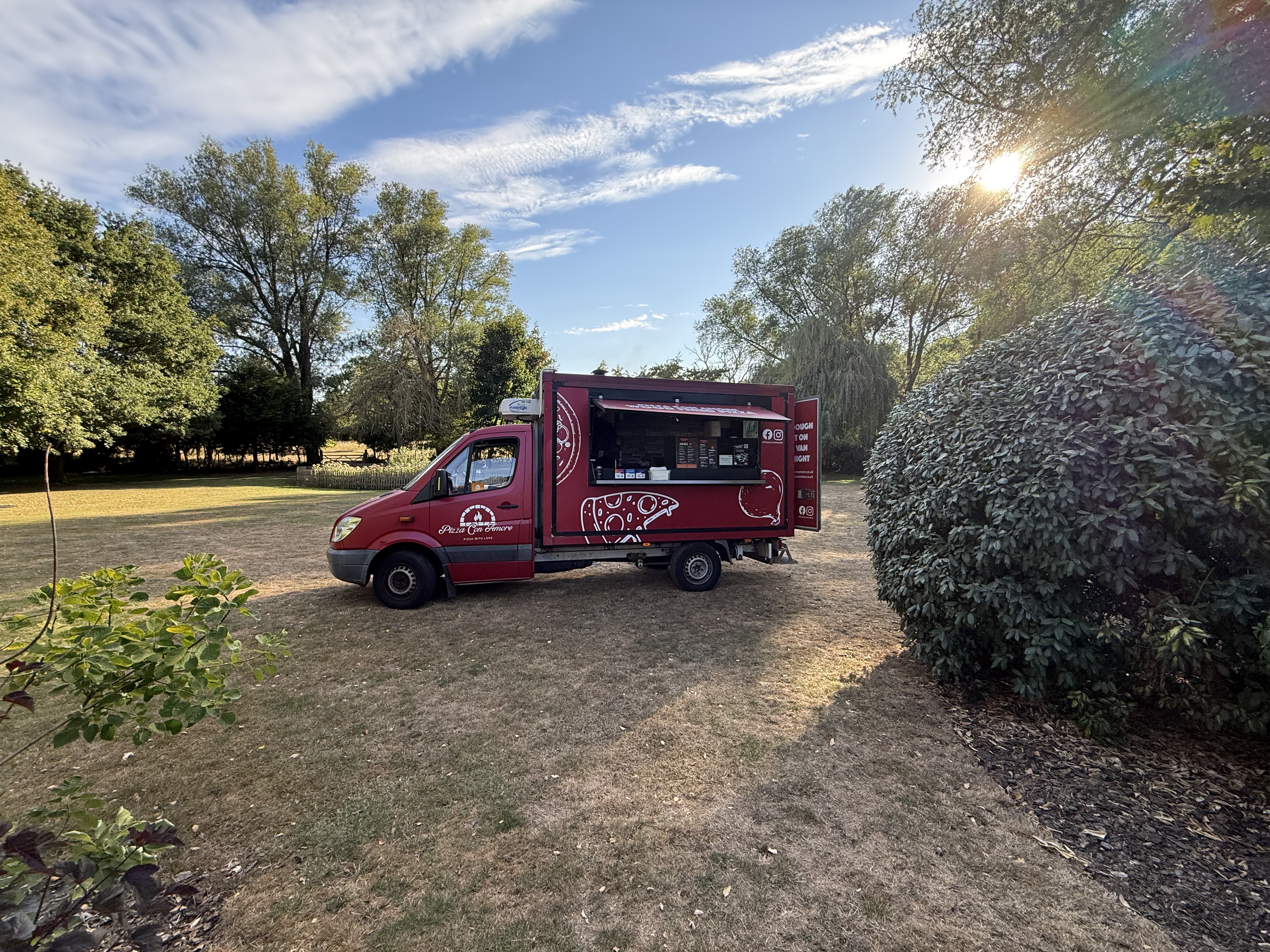 Wood-Fired Neapolitan Pizza With Love