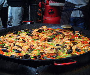 Paella catering using only the best seafood & meat