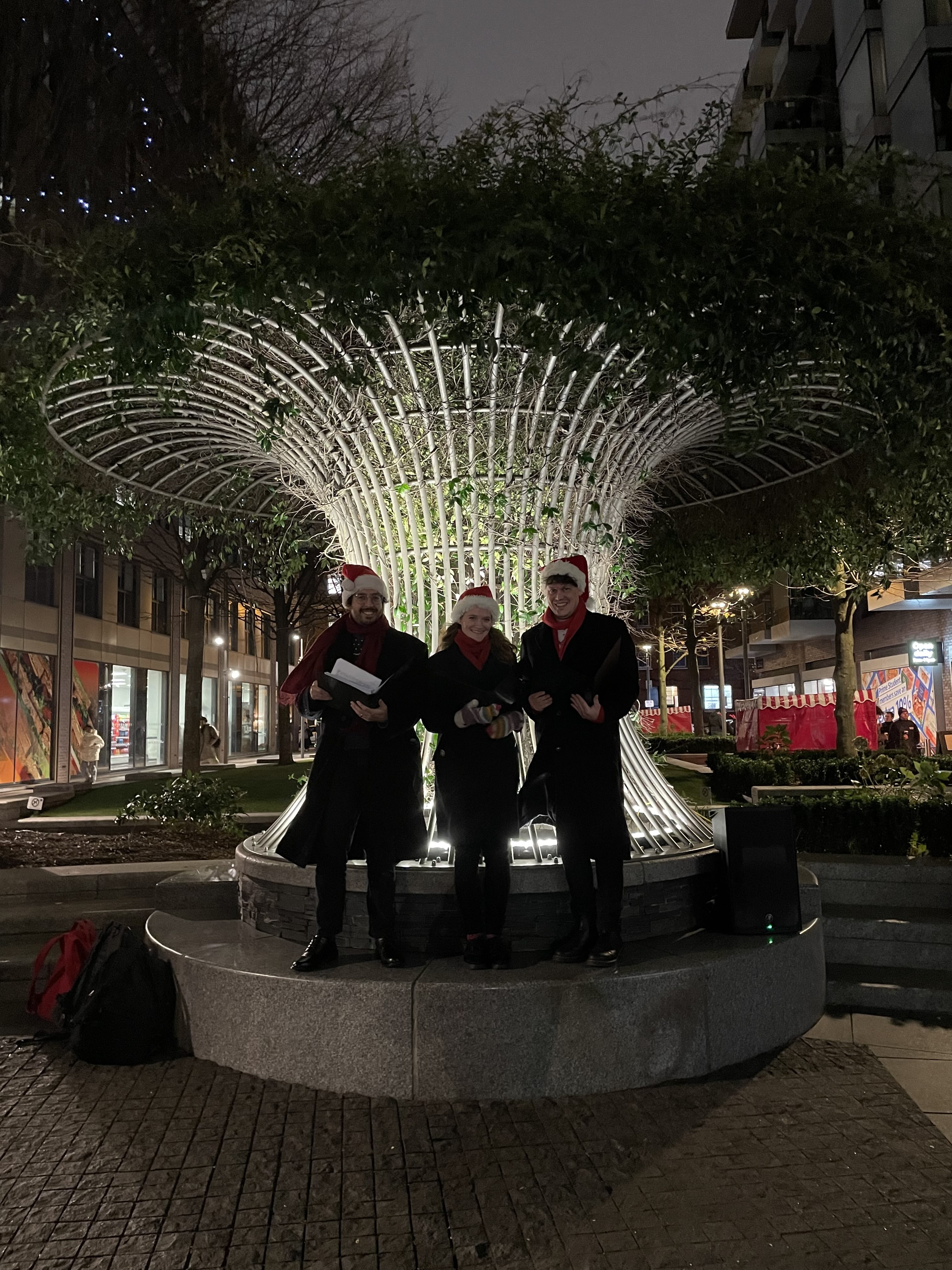 The London Christmas Carollers Trio