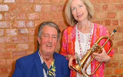 'Snow' Band Duo with Popular Songs & Jazz