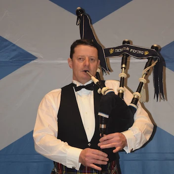 Thistle Piping Central Scotland