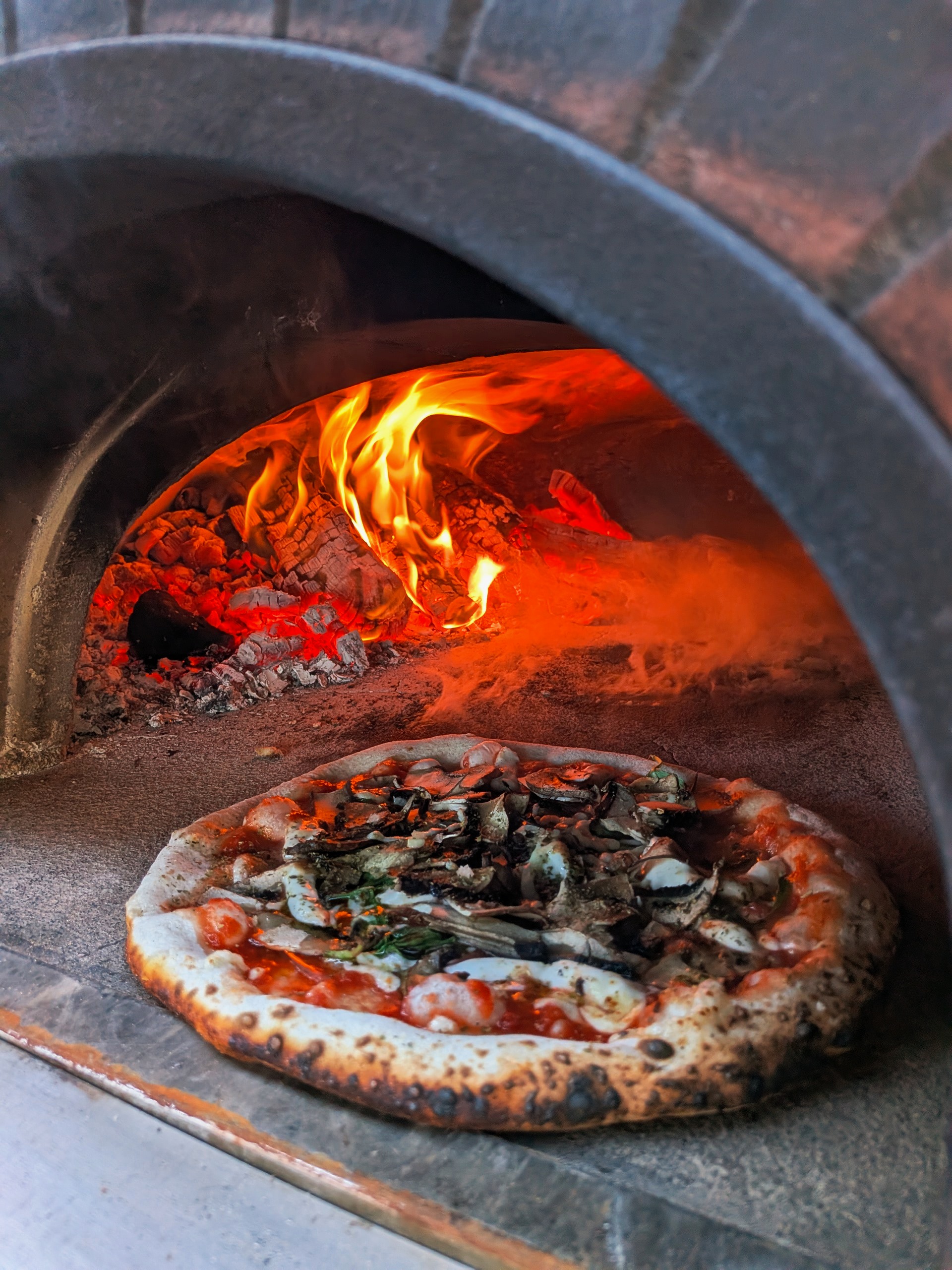 Napoli-Style Wood Fired Pizza 🍕