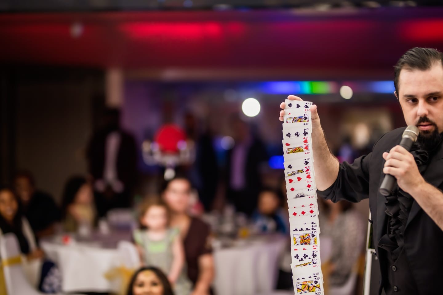 Marco Cardoso – Close-Up & Stage Magic for Events & Celebrations