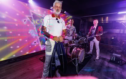 Hire Tribute Band in Cheltenham, Instant Prices Availability