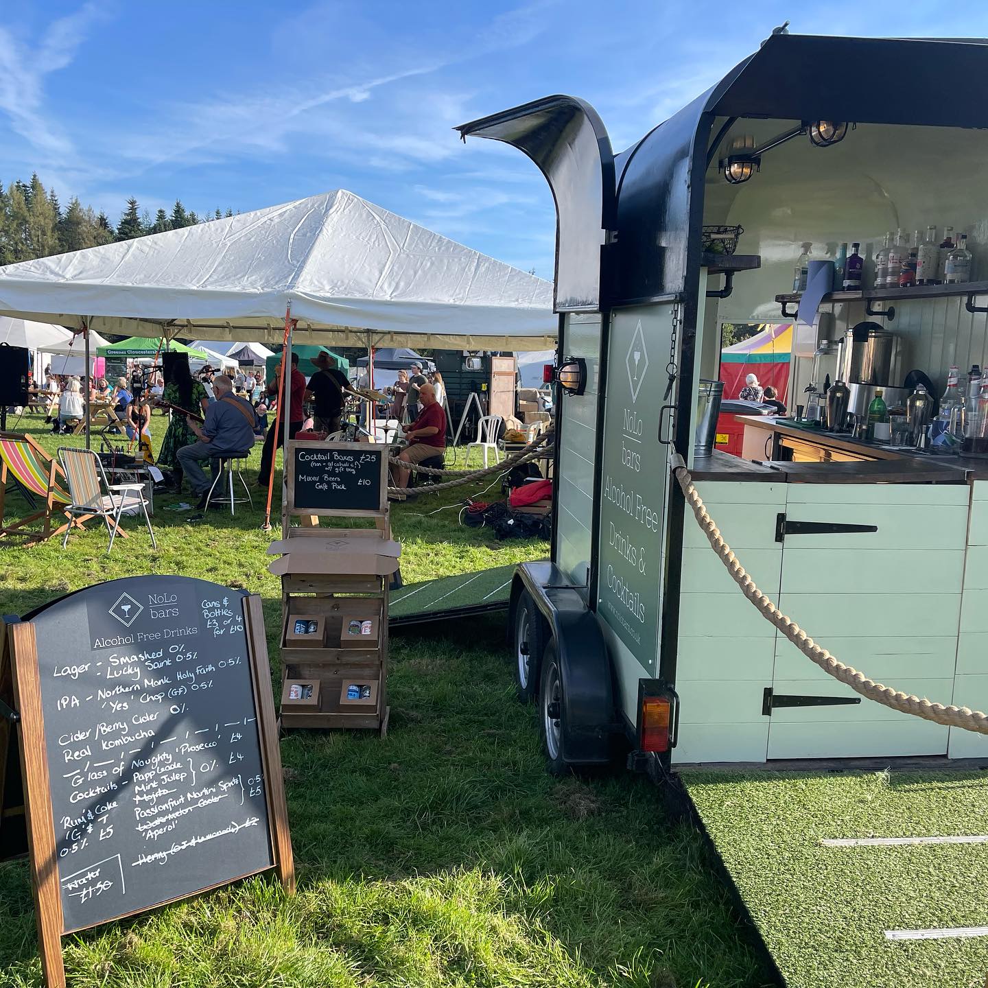 Horse Box Bar Specialising in Alcohol-Free Drinks