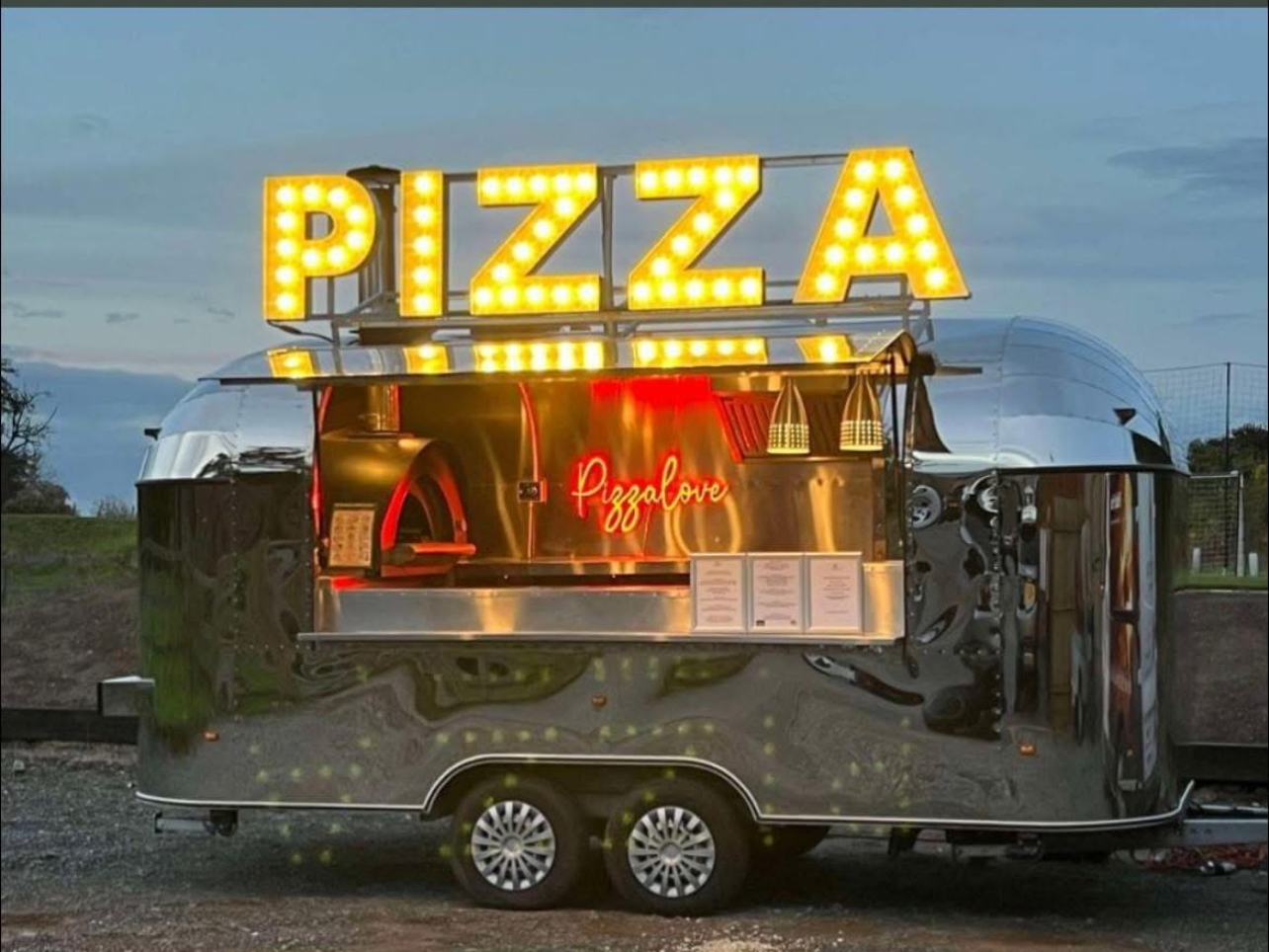 Fresh Dough Using Imported Caputo Italian Flour for Great Pizzas