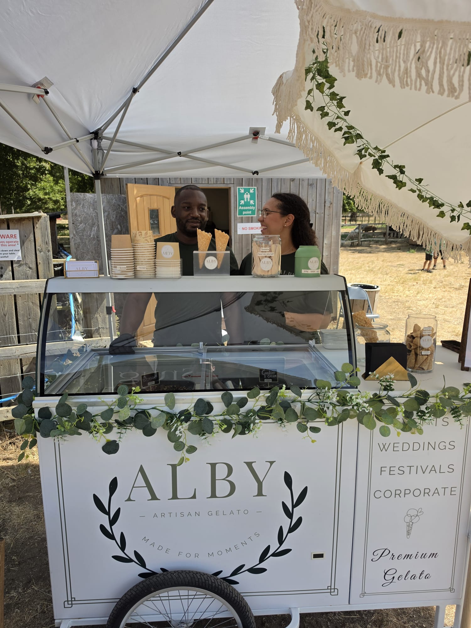 Elegant Artisan Gelato & Sorbet Cart for Weddings, Parties & Events