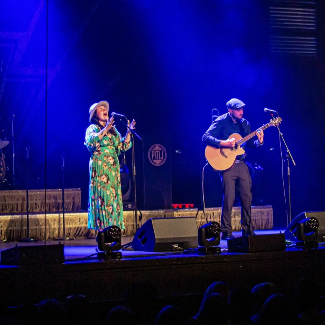 Lady Rose Acoustic Duo