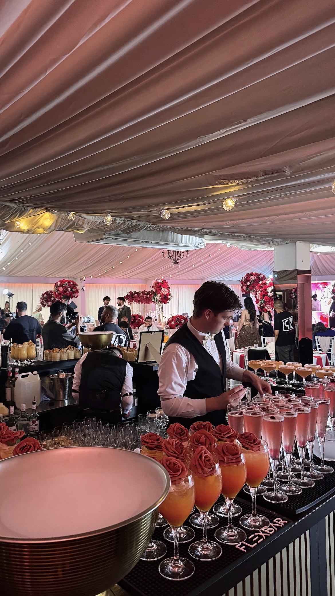 Luxury Mobile Cocktail Bar Specialising in Bespoke Creations