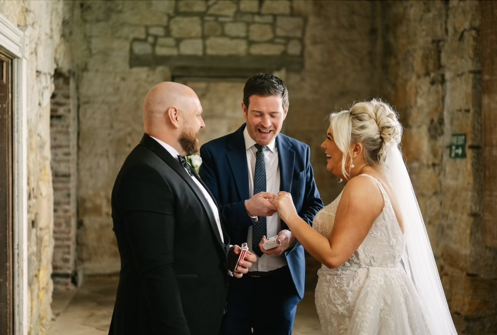 Master Pickpocket & Mix-n-Mingle Magician Paul Lytton