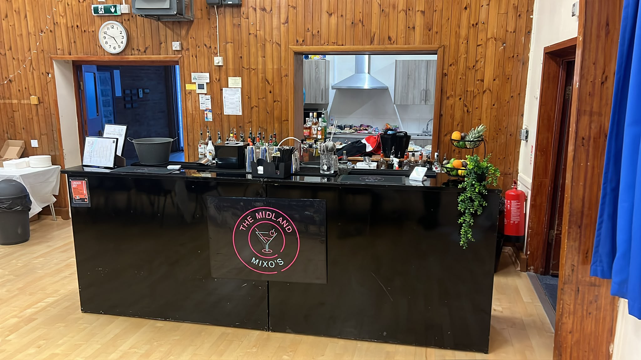 Unlimited Cocktail Packages from Our Mobile Bar