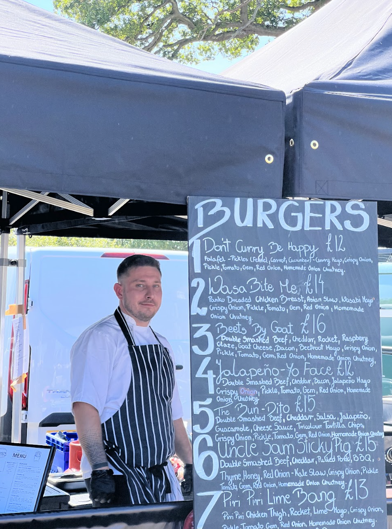 Turn Up the Flavour with Our Gourmet Burger Bar 🍔